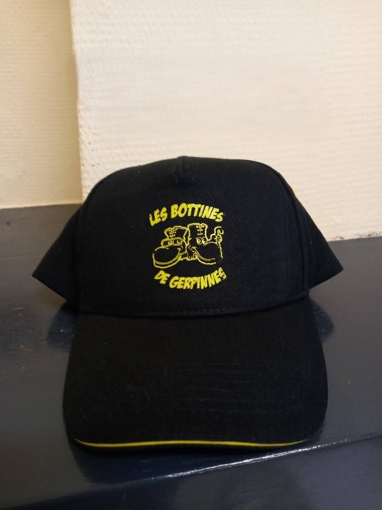 Casquette réglable.jpg