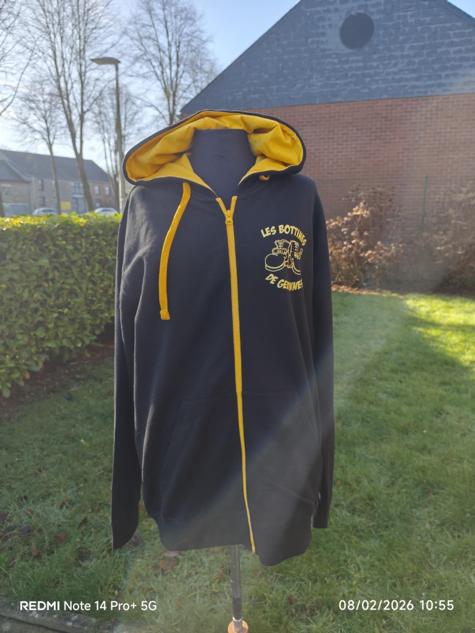 Nouveau sweat à capuche.jpeg